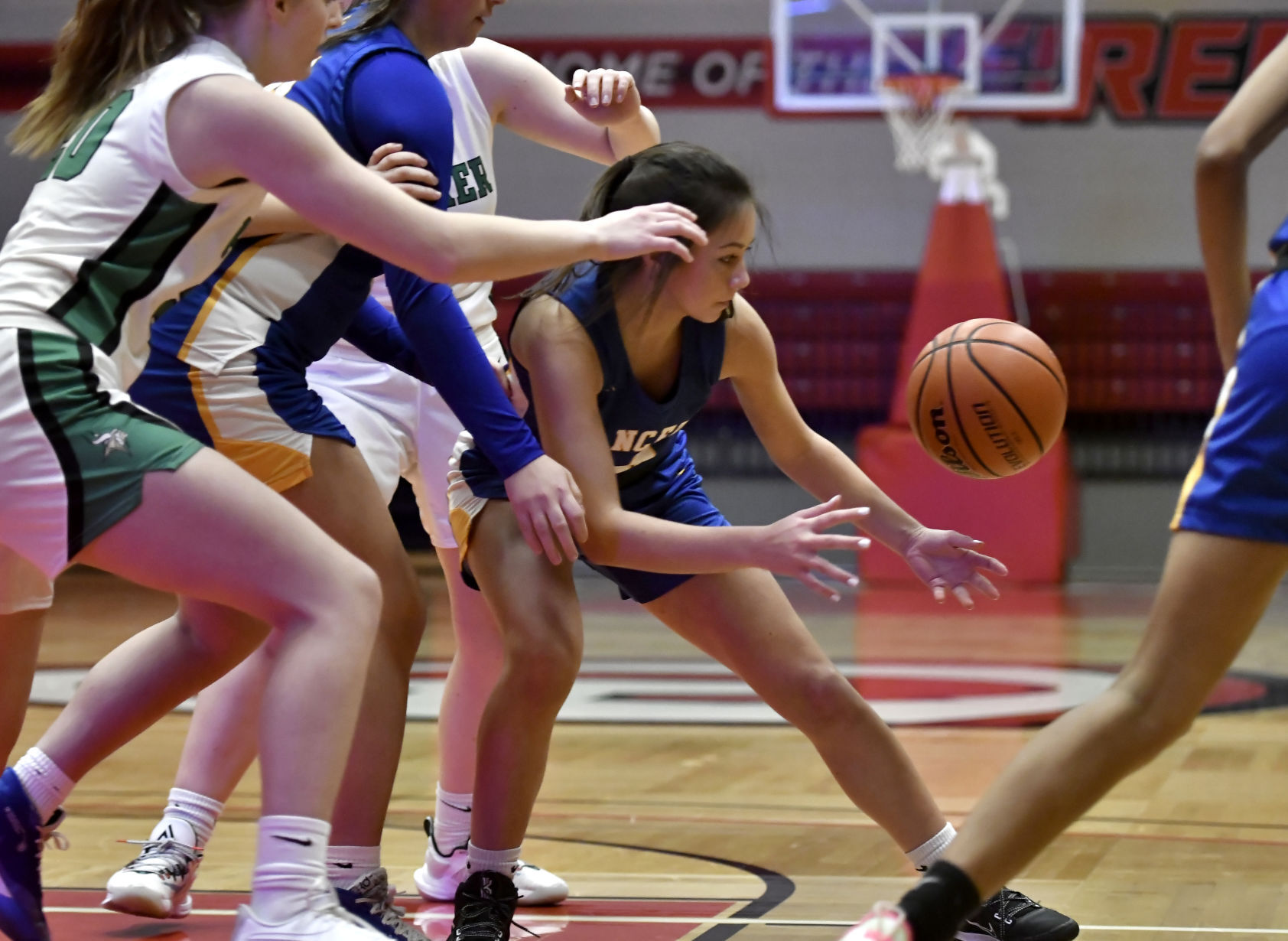 HOLIDAY CLASSIC - STJ VS PARKER